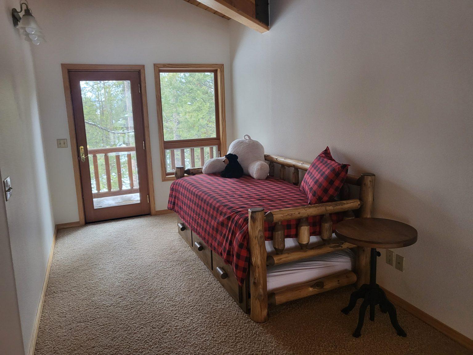 Wild Huckleberry Cabin photo 7